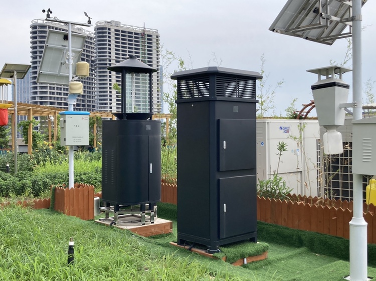 U8国际走进河南某高校智慧农业工程技术研究中心