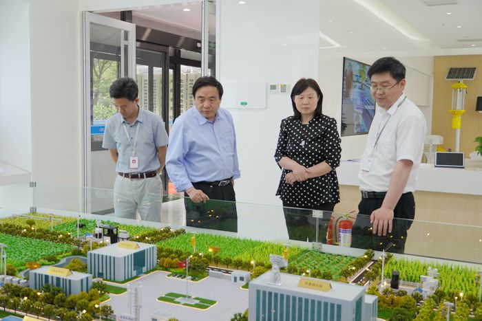 热烈欢迎国家植保机械质量监督检验中心领导莅临U8国际调研指导